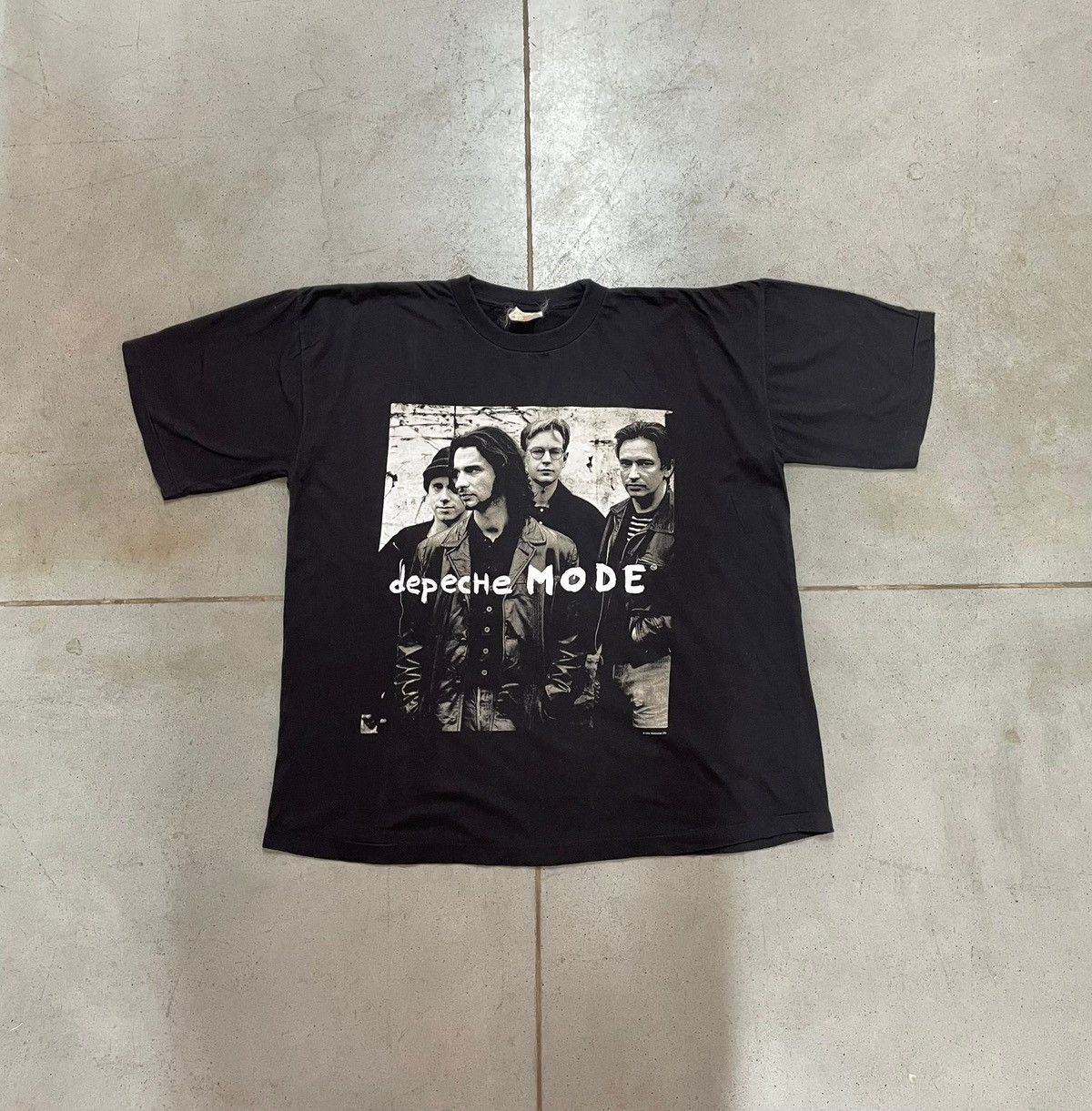 Band Tees Vintage Depeche Mode 1993 Tour Tee Shirt Size US L / EU 52-54 / 3 - 1 Thumbnail