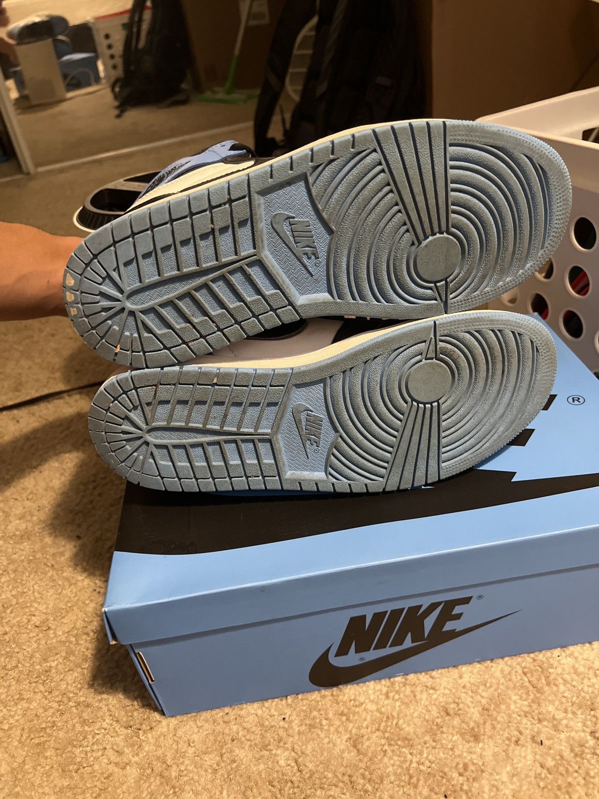 Jordan Brand × Nike Nike air jordan 1 unc toe Size US 9.5 / EU 42-43 - 9 Thumbnail