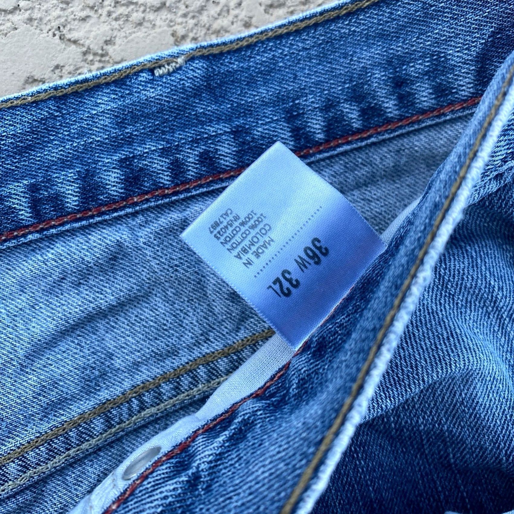 Old Navy VINTAGE Old Navy Jeans Mens Fit Loose Baggy Wide Leg Blue 36x32 Y2K 90s Jeans Mens Retro 90s Guitar Logo Streetwear Baggy Relaxed Blue Pants Size US 36 / EU 52 - 4 Thumbnail
