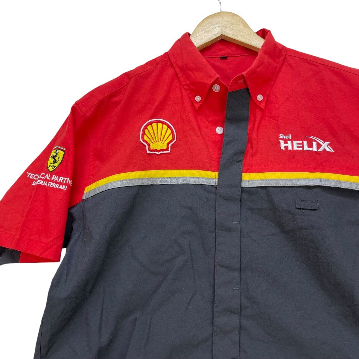 Ferrari 🗣️Vintage Shell X Ferrari Shirt Button Up Size US M / EU 48-50 / 2 - 4 Thumbnail