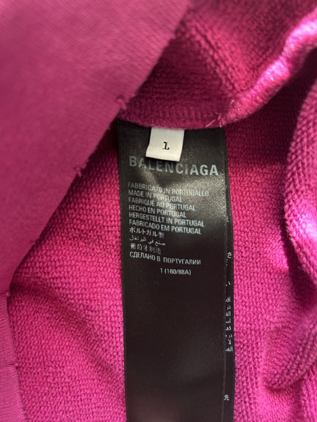 Balenciaga Balenciaga Caps Script Destroyed Hoodie Size US S / EU 44-46 / 1 - 4 Thumbnail