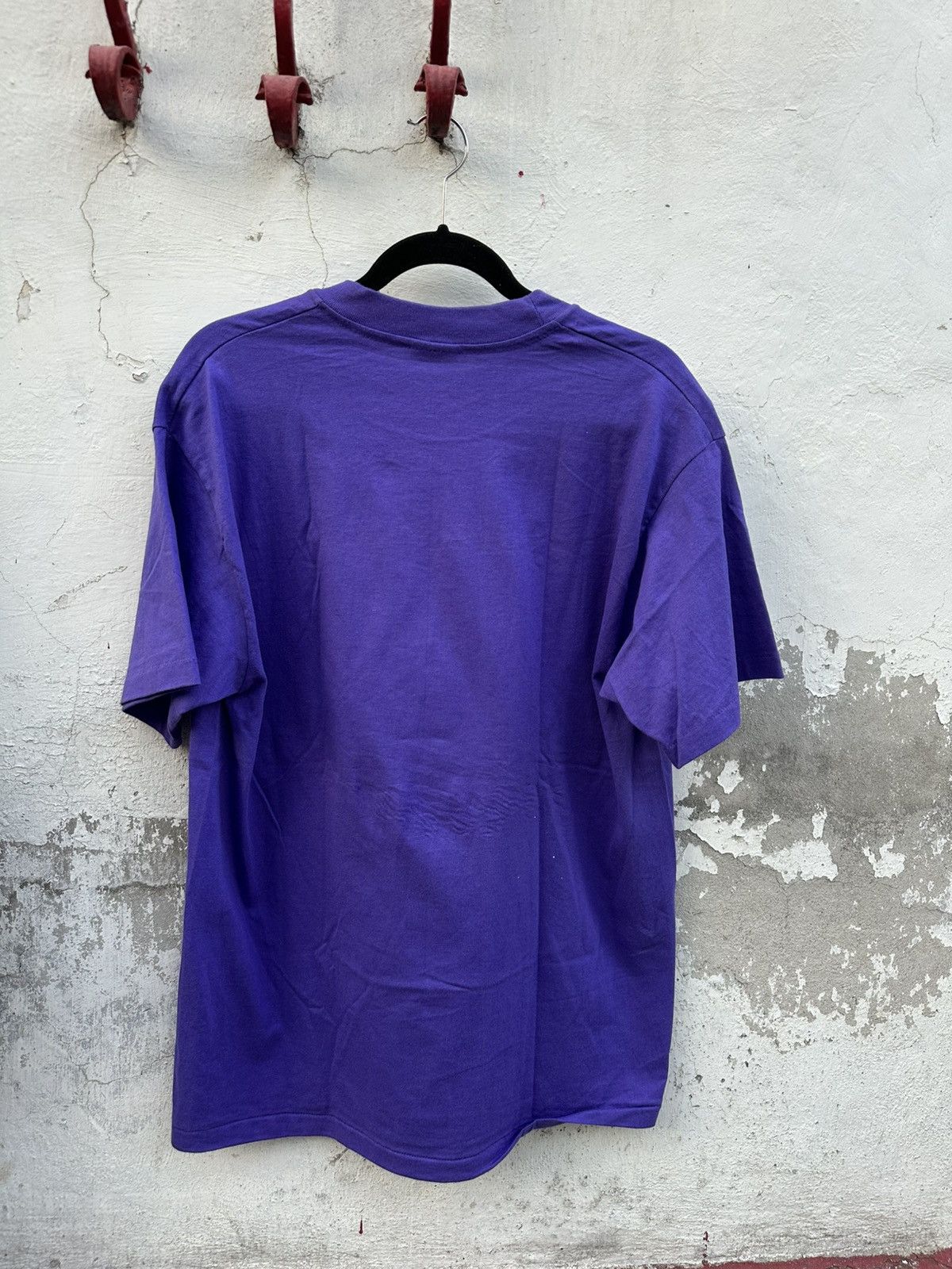 Vintage Vintage Lakers Tee shirt Size US L / EU 52-54 / 3 - 5 Thumbnail