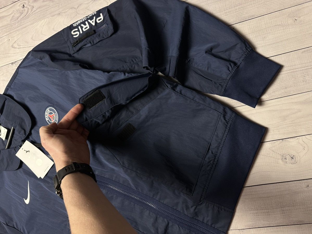 Nike Nike Paris Saint German PSG soccer bomber Jacket Size: S,M,L Size US M / EU 48-50 / 2 - 4 Thumbnail