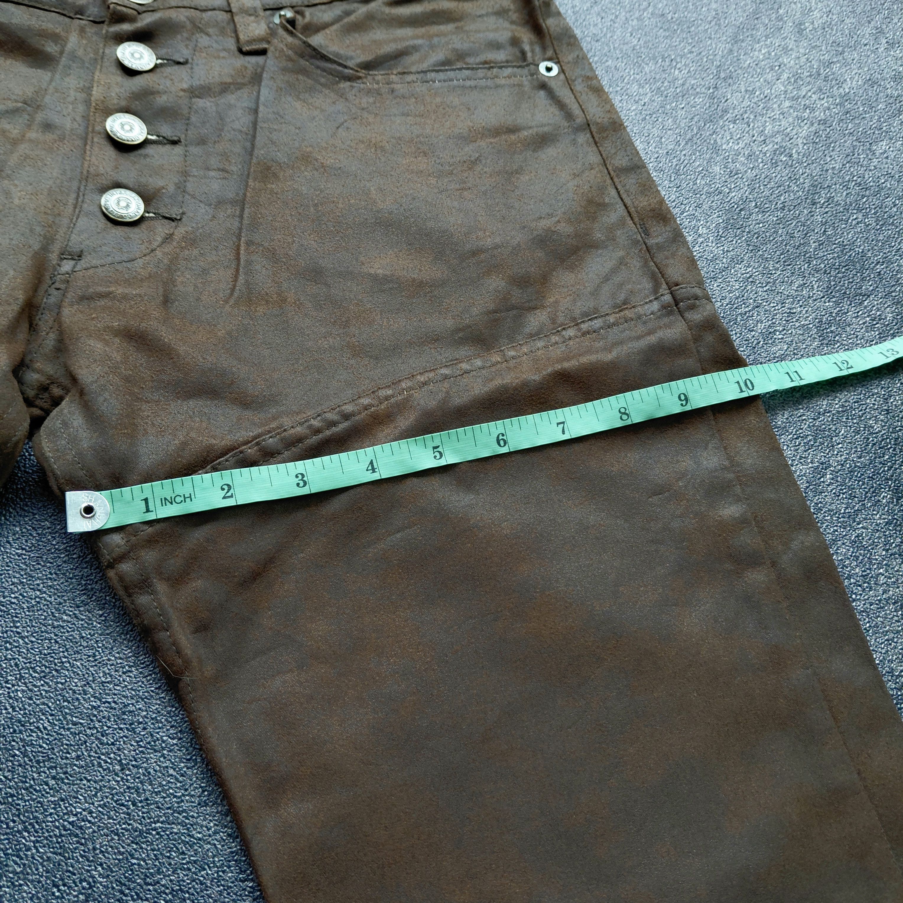 Tornado Mart Tornado Mart Botton Fly Pleated Knee Short Pants Size US 31 - 12 Thumbnail