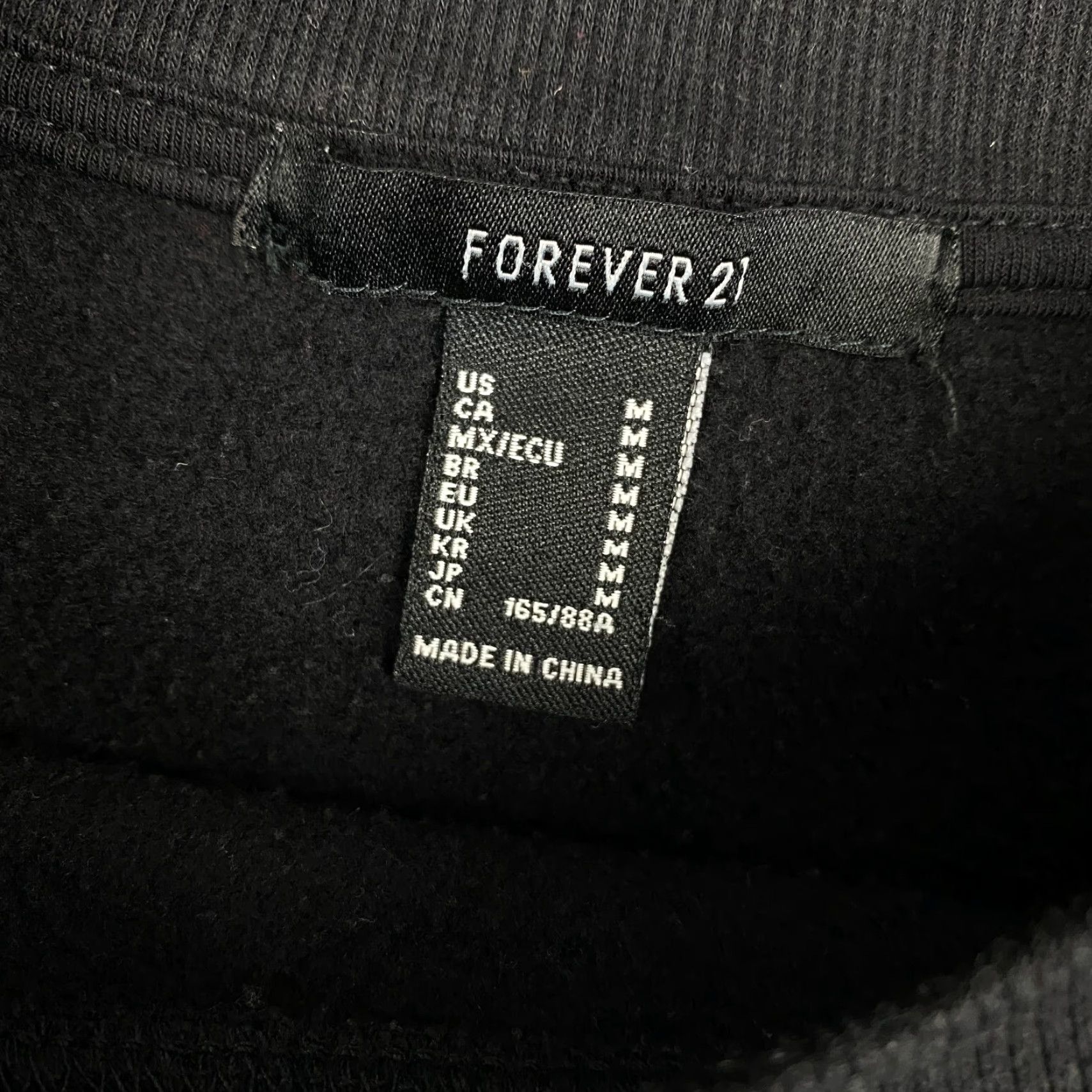 Forever 21 VINTAGE FOREVER 21 Yosemite National Park El Capitan Sweater Womens M Black Crew Neck Graphic Print Pullover 80s 90s Nature USA Mens Womens Girls Size M / US 6-8 / IT 42-44 - 4 Thumbnail