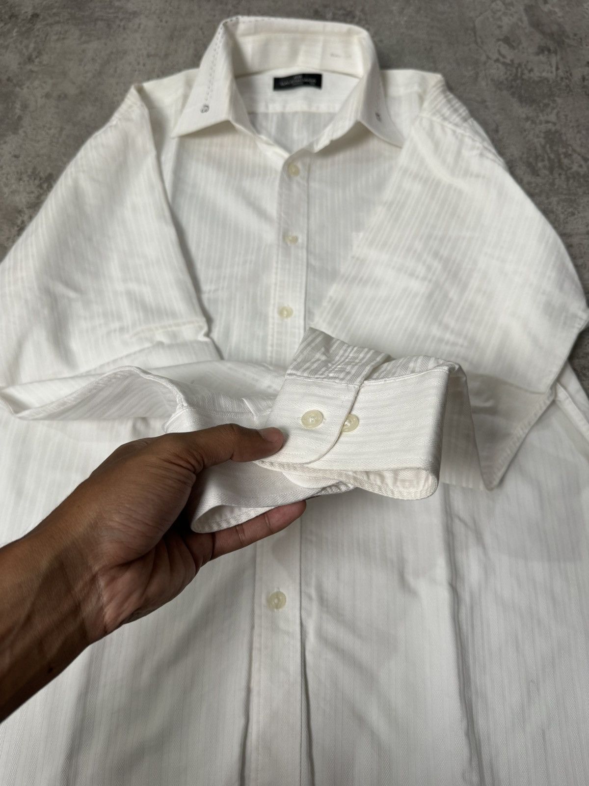 Balenciaga VINTAGE BALENCIAGA SIMPLE MOTIF IN COLAR LONGSLEEVE SHIRT Size US XL / EU 56 / 4 - 3 Thumbnail