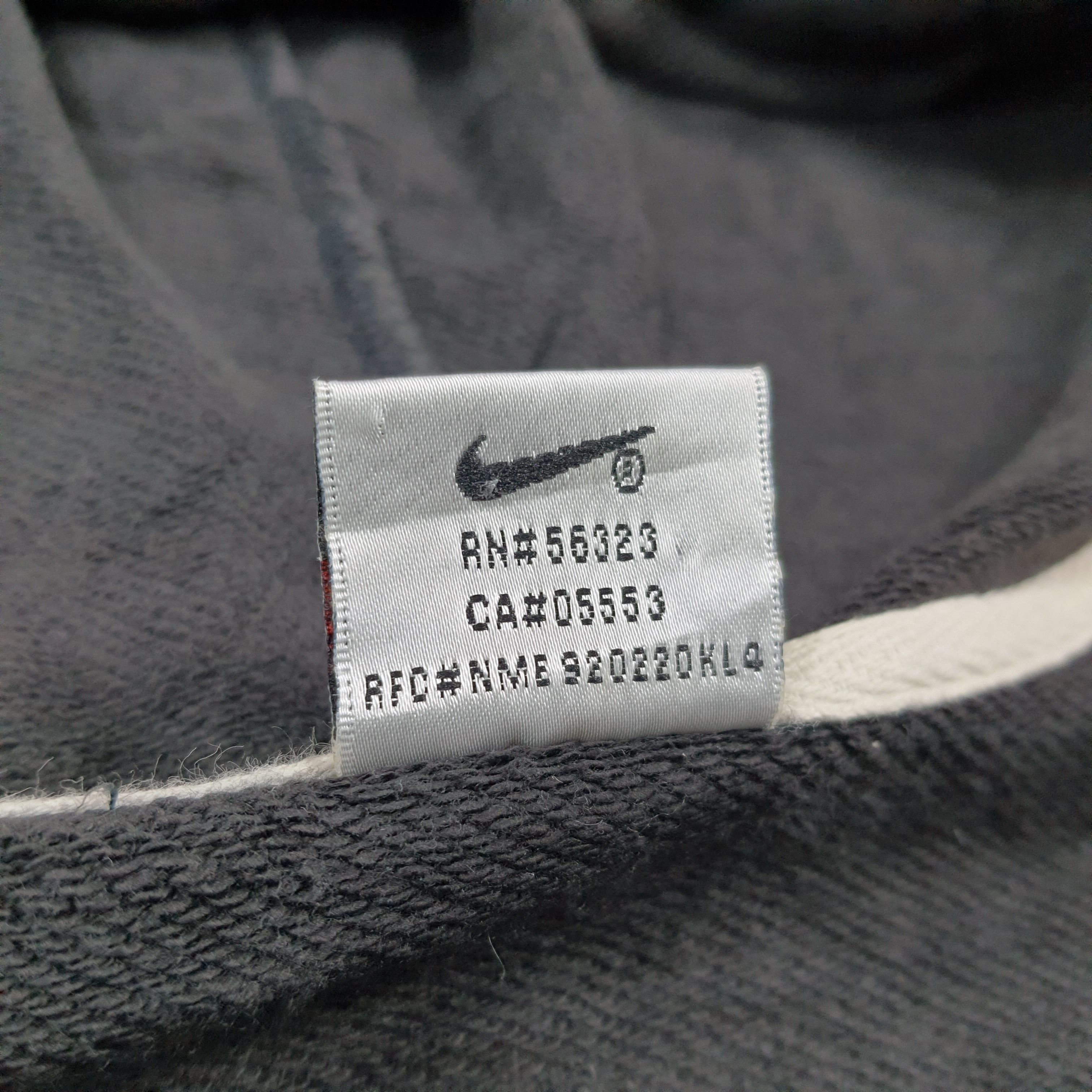 Nike Vintage Nike Hoodie Half Zipper Hoodie C288N25 Size US M / EU 48-50 / 2 - 7 Thumbnail