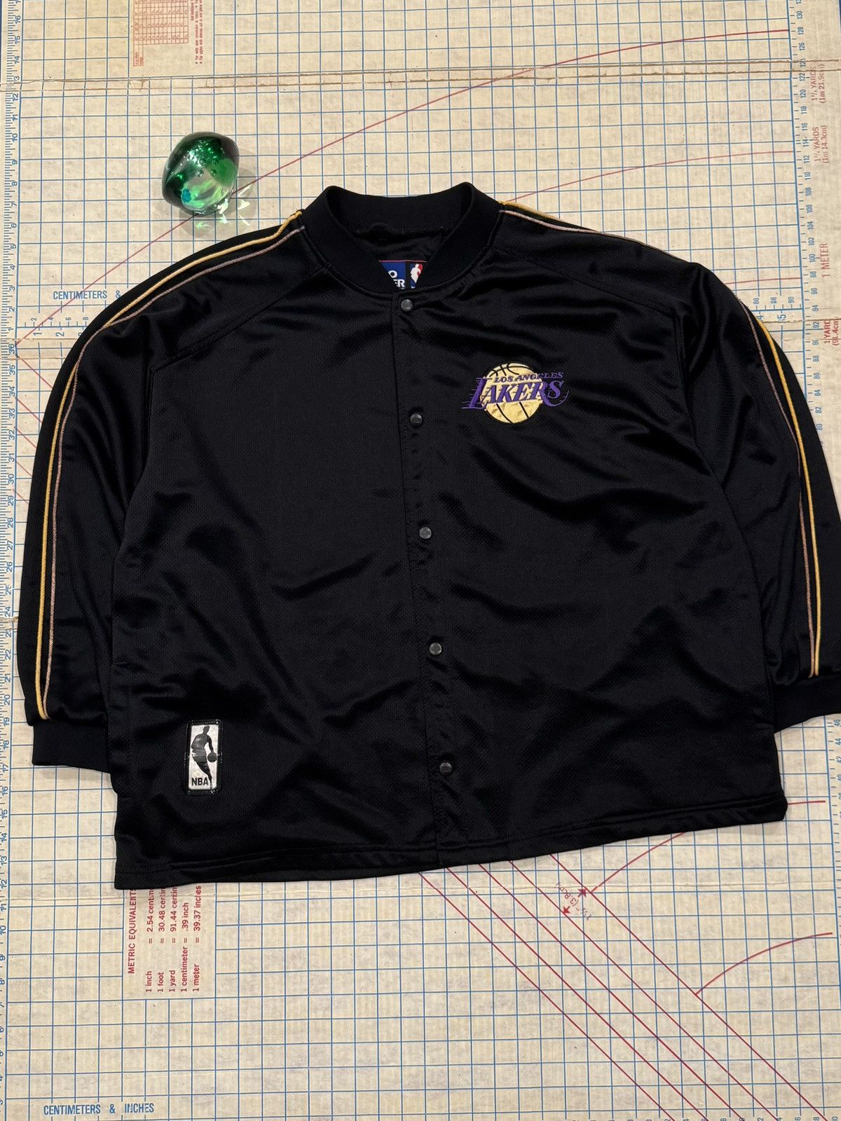Pro Player Vintage Pro Player LA Lakers Warm Up Shirt L/S Mens Size XL Size US XXL / EU 58 / 5 - 2 Thumbnail