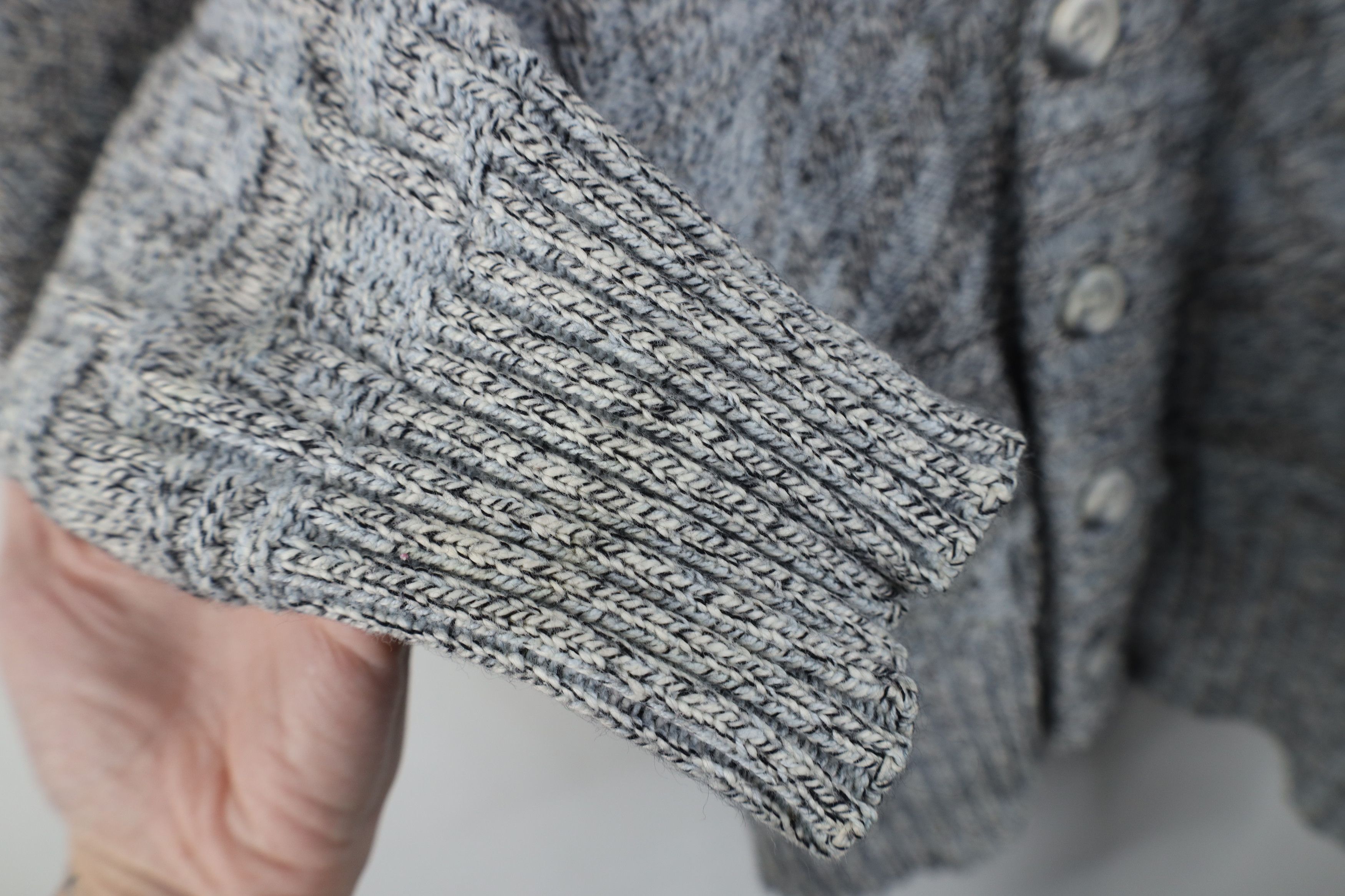 Vintage Vintage 90s Streetwear Geometric Knit Cardigan Sweater USA Size US L / EU 52-54 / 3 - 7 Thumbnail