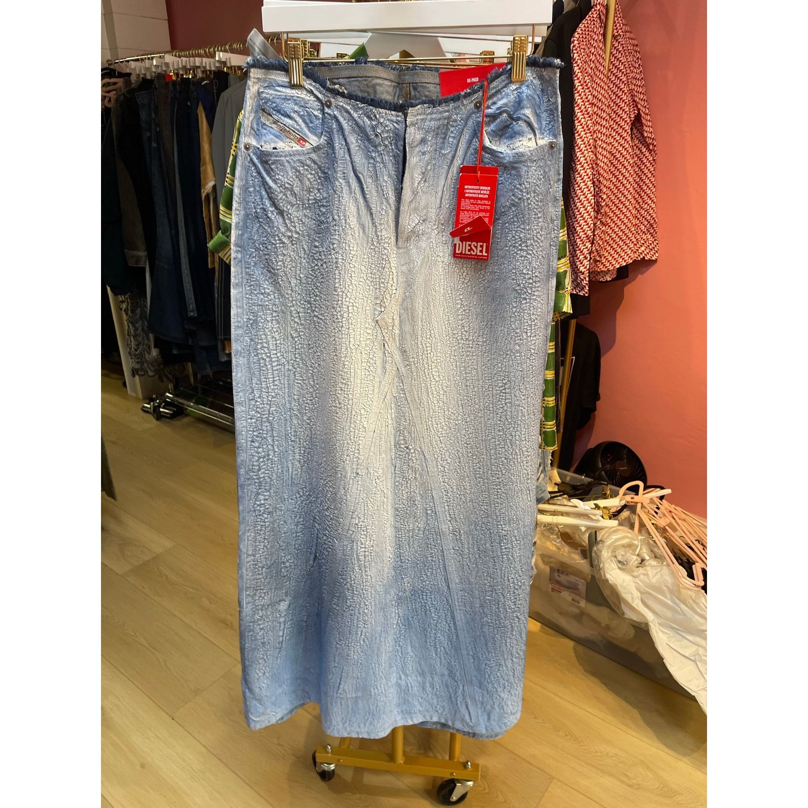 Diesel Diesel De- Pago Denim Skirt NWT size: 26 Size 26" / US 2 / IT 38 - 2 Thumbnail
