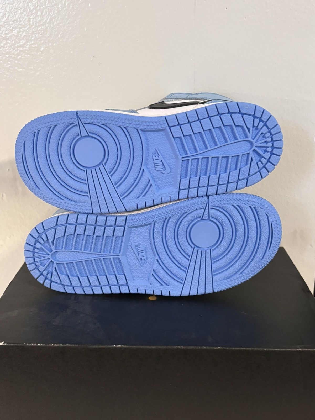 Jordan Brand × Nike Air Jordan 1 High University Blue Sz 10C Toddler AQ2665-134 Size US 10 / EU 43 - 5 Thumbnail
