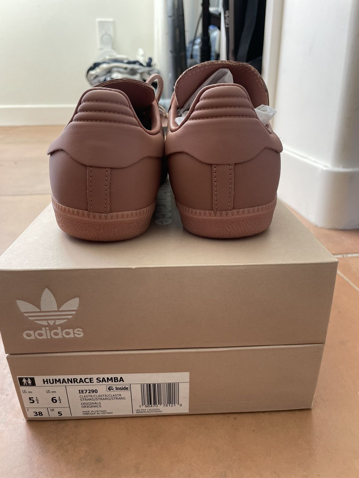 Adidas × Humanrace × Pharrell Humanrace Samba Size US 5.5 / IT 35.5 - 3 Thumbnail