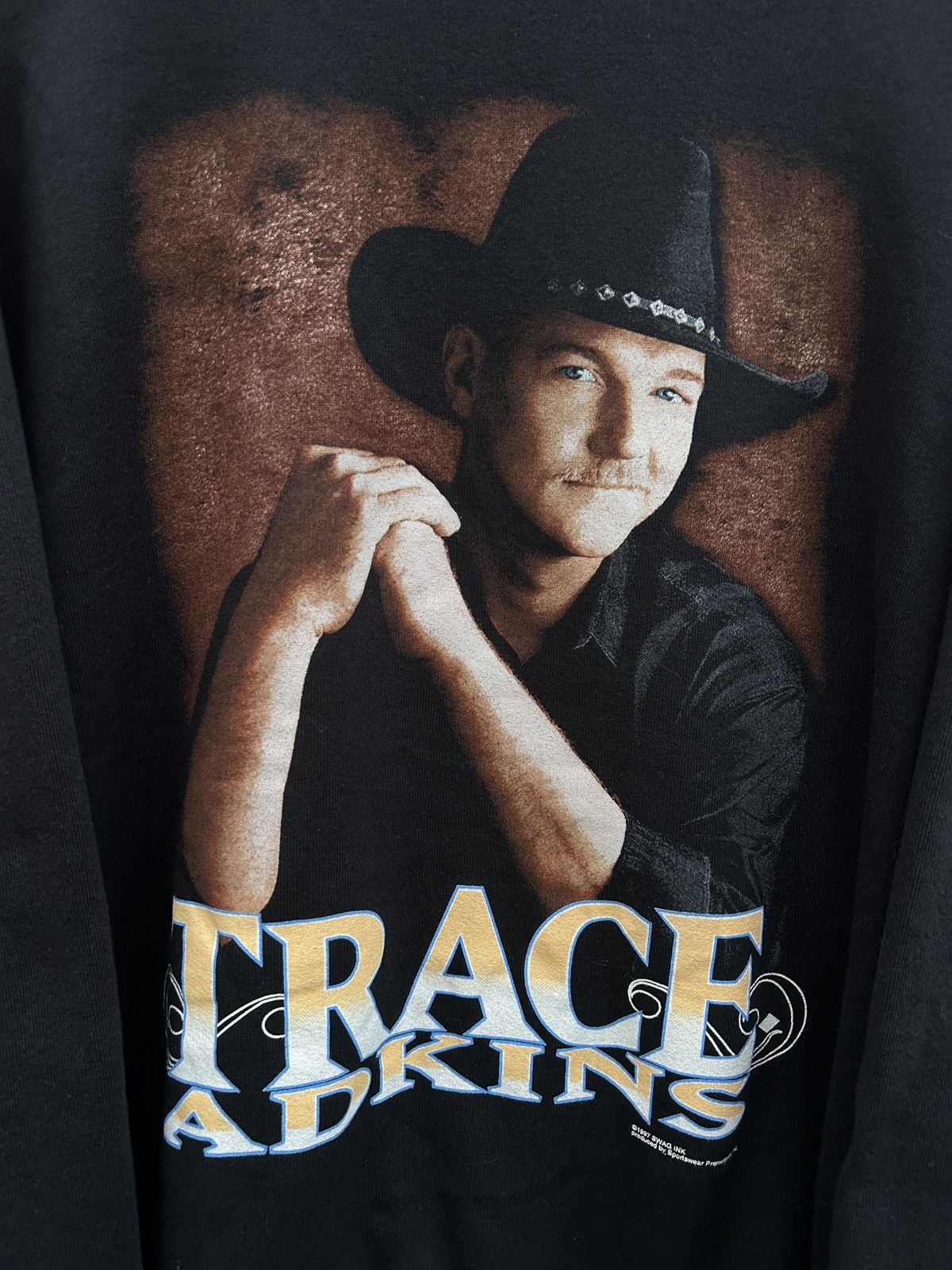 Band Tees 90s Vintage Trace Adkins 1997 Country Singer Sweatshirt Size US XL / EU 56 / 4 - 2 Thumbnail