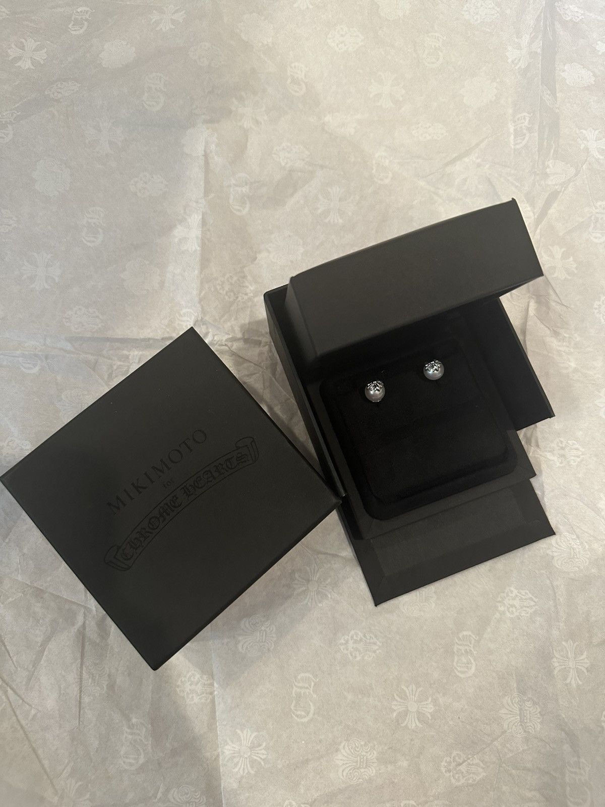 Chrome Hearts Chrome Hearts X Mikimoto 18K White Gold Pearl Earring Stud Size ONE SIZE - 9 Thumbnail