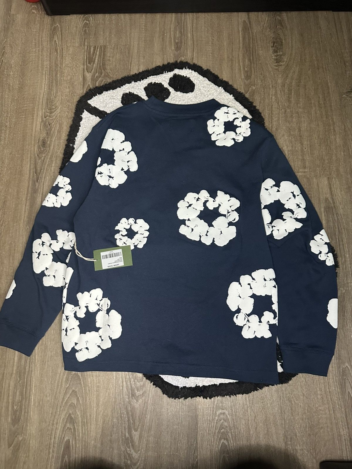 DENIM TEARS Long Sleeve Cotton Wreath Tee Navy Size US S / EU 44-46 / 1 - 2 Thumbnail