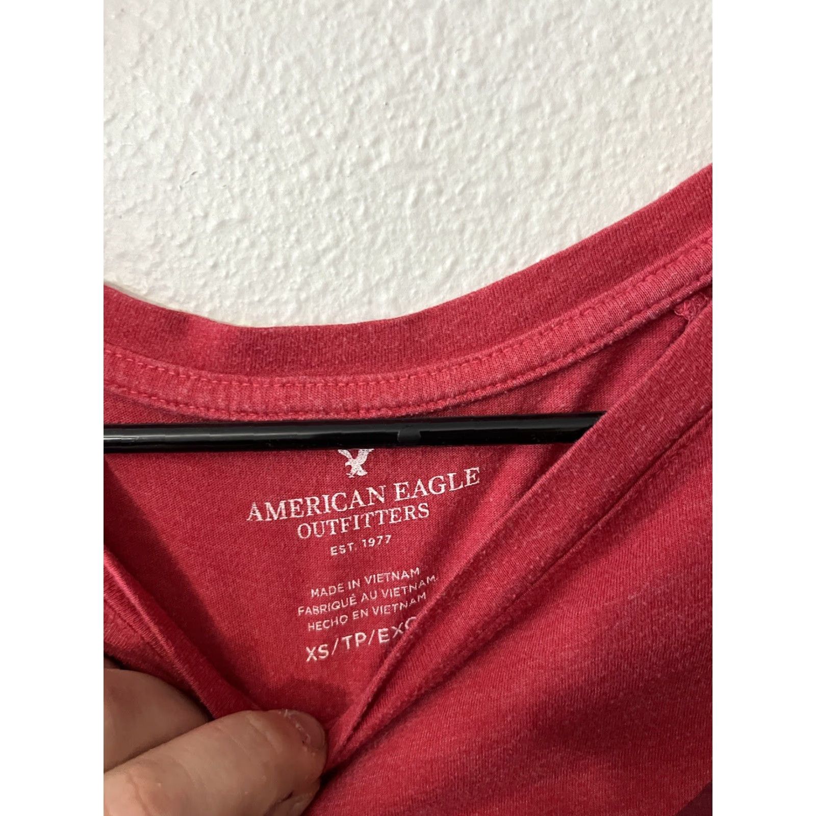American Eagle Outfitters American Eagle Outfitters Shirt Women XS Red Graphic Crew Neck Long Sleeve Cotton Blend Stretch All Seasons Casual Size XS / US 0-2 / IT 36-38 - 3 Thumbnail