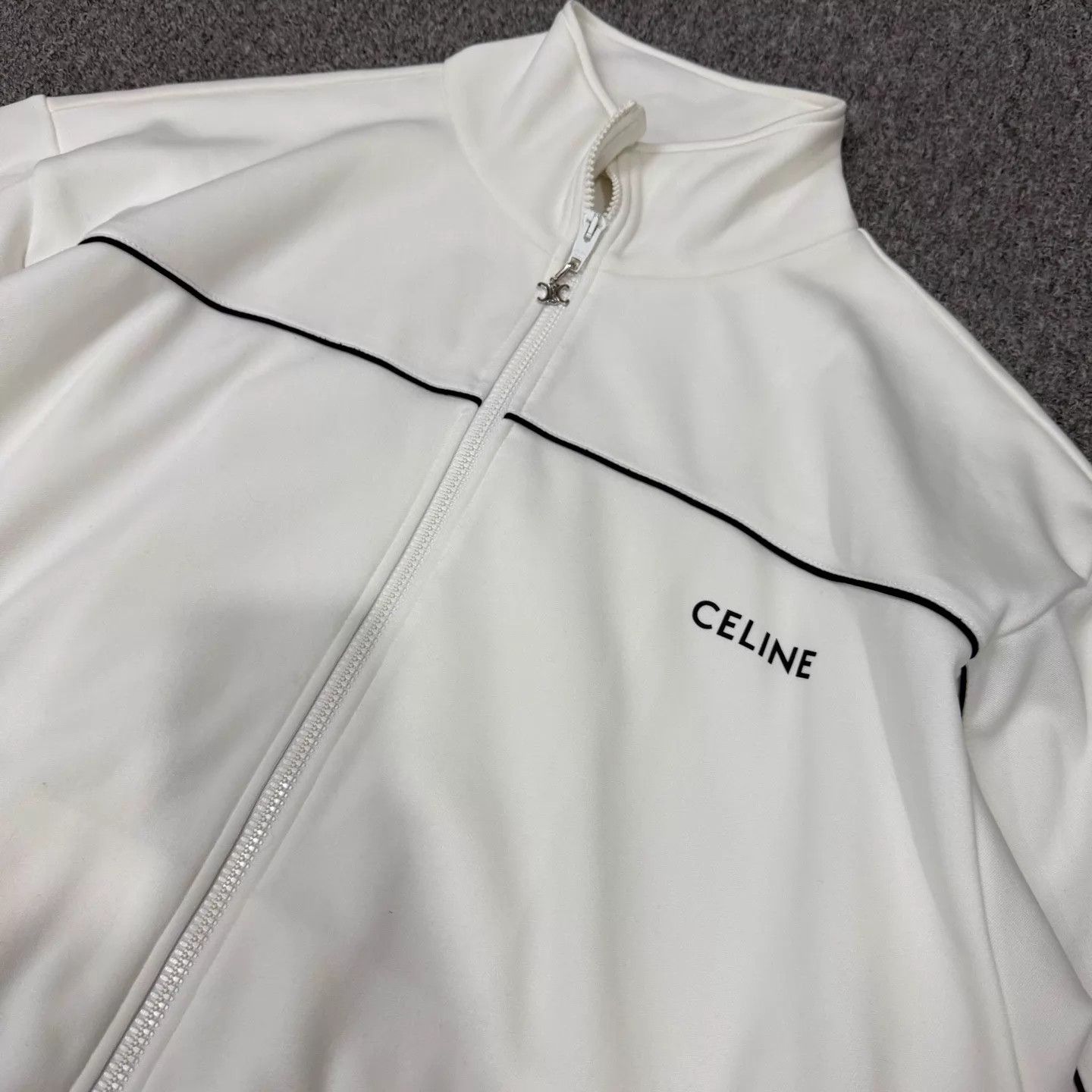Celine Celine White Letter Logo School Jacket L 99 New Size US L / EU 52-54 / 3 - 3 Thumbnail