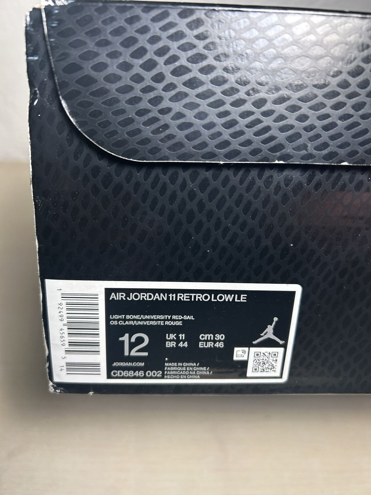 Jordan Brand Jordan “light bone” low top 11s Size US 12 / EU 45 - 9 Thumbnail
