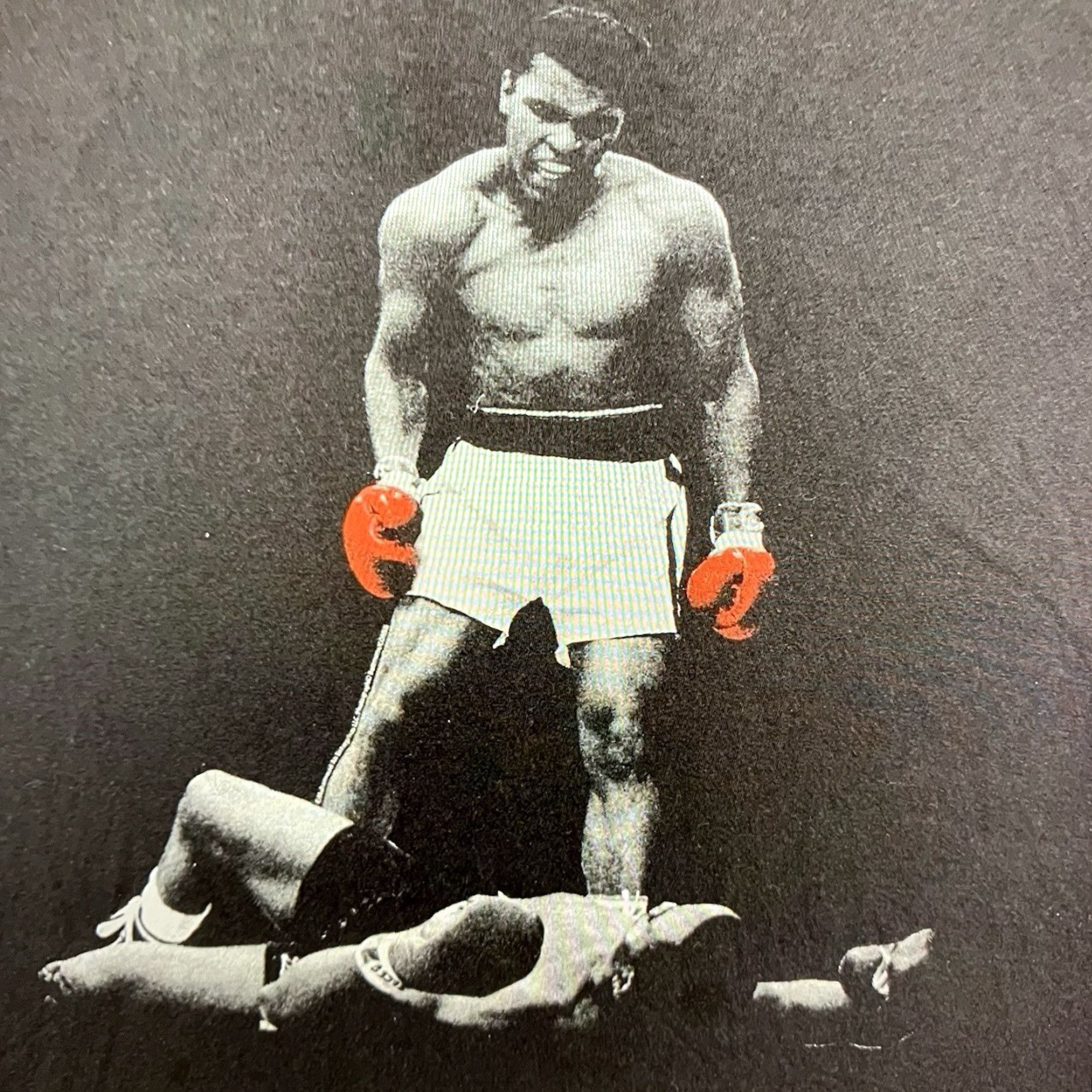 Vintage VINTAGE Muhammad Ali Mens T Shirt Boxing 90s Logo Graphic Short Sleeve Crew Neck Black XL Lightweight Cotton Size US XL / EU 56 / 4 - 4 Thumbnail