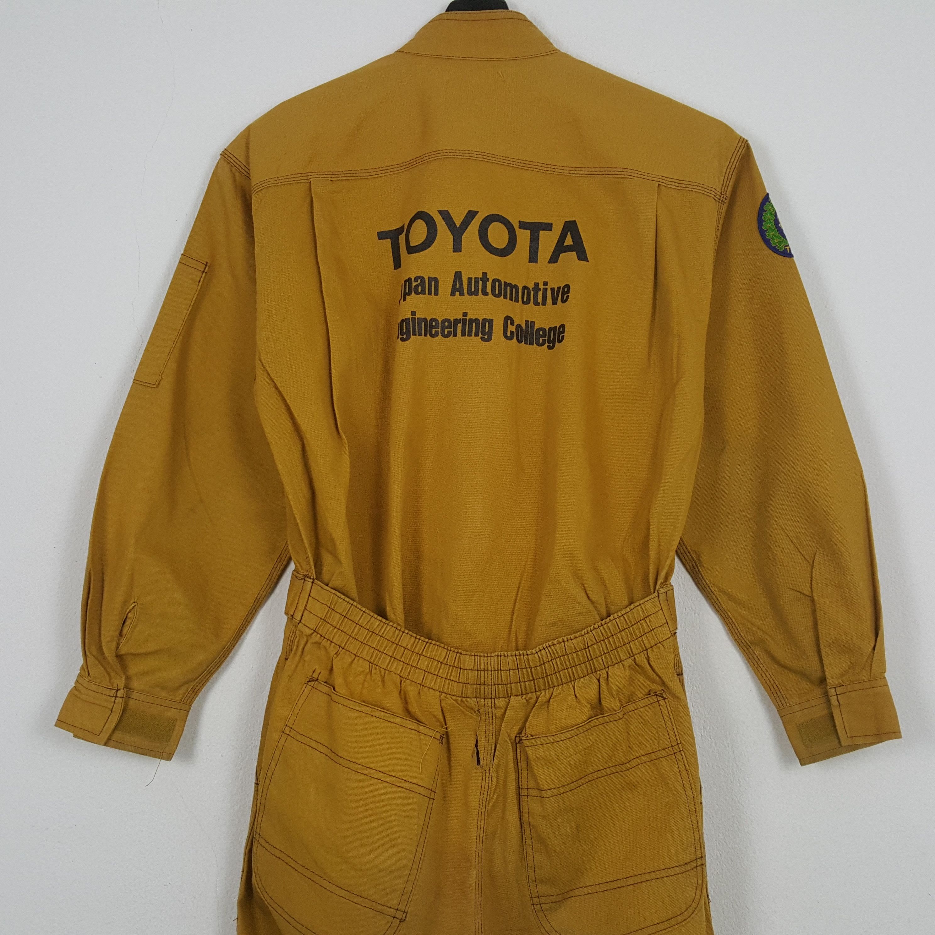 Japanese Brand Toyota Engineering College Motorsports Coverall RR20 Size US M / EU 48-50 / 2 - 2 Thumbnail