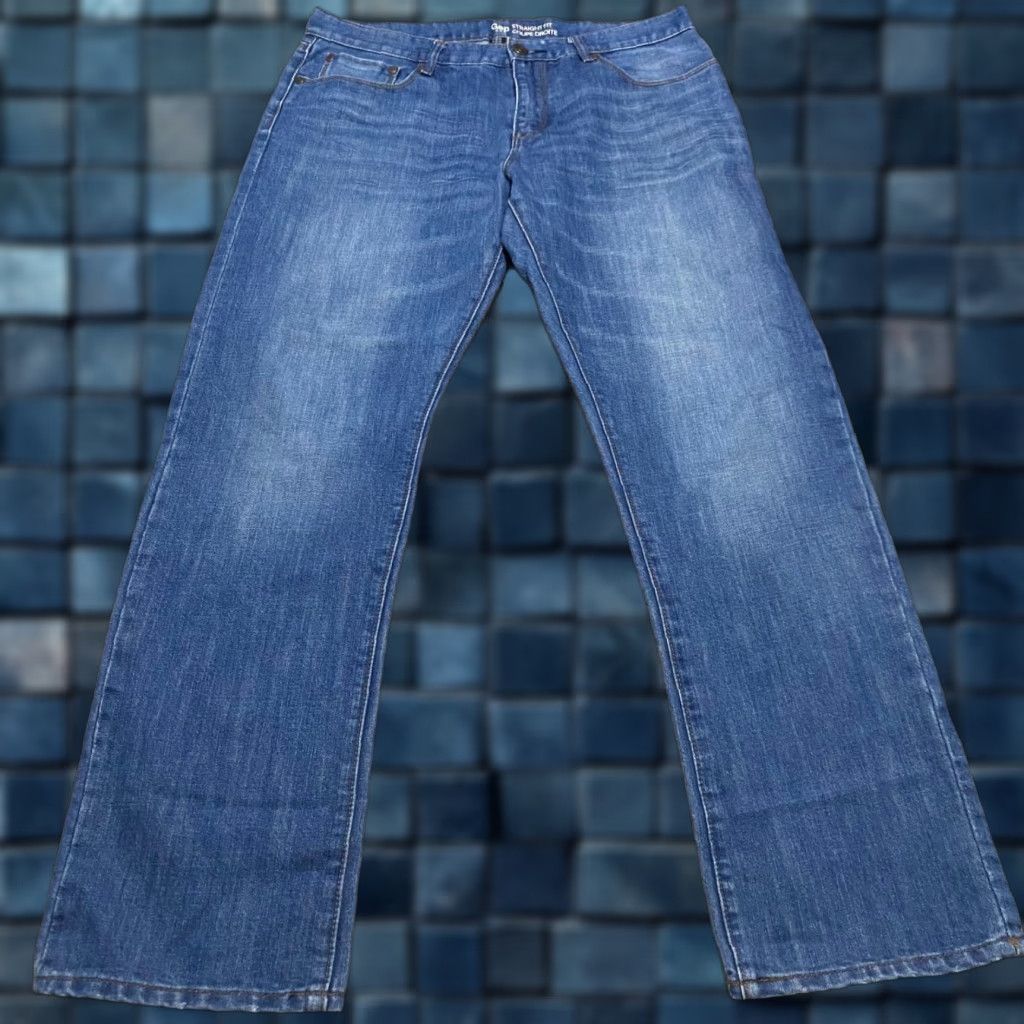 Gap Gap Mens Jeans 35x32 Blue Denim Straight Leg Mid Rise Medium Wash Size US 35 - 1 Thumbnail