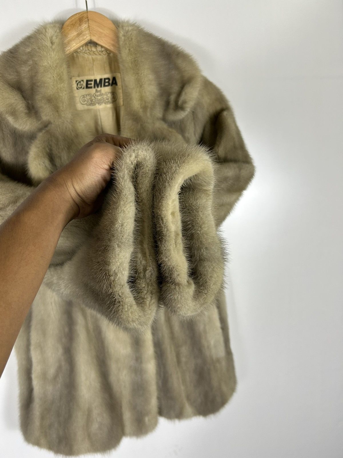 Sagafurs Vintage EMBA Mink Fur Coat – Beige Real Fur Jacket, Size S / US 4 / IT 40 - 8 Thumbnail