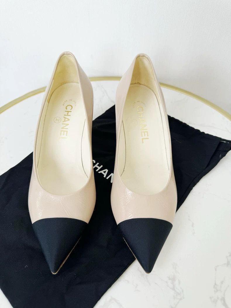 Chanel Chanel Beige Heels with Black Tip -2505 Size US 6 / IT 36 - 2 Thumbnail