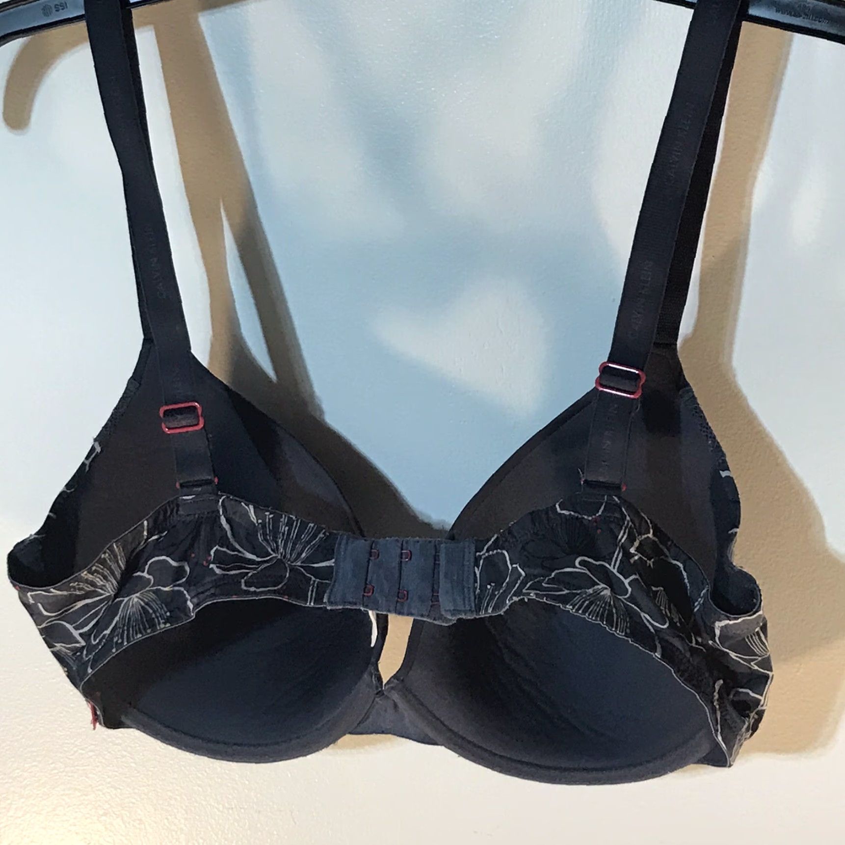 Calvin Klein Calvin Klein Women's Push Up Bra 36D Opaque Lace Floral Underwired Gray Comfort Size ONE SIZE - 2 Thumbnail