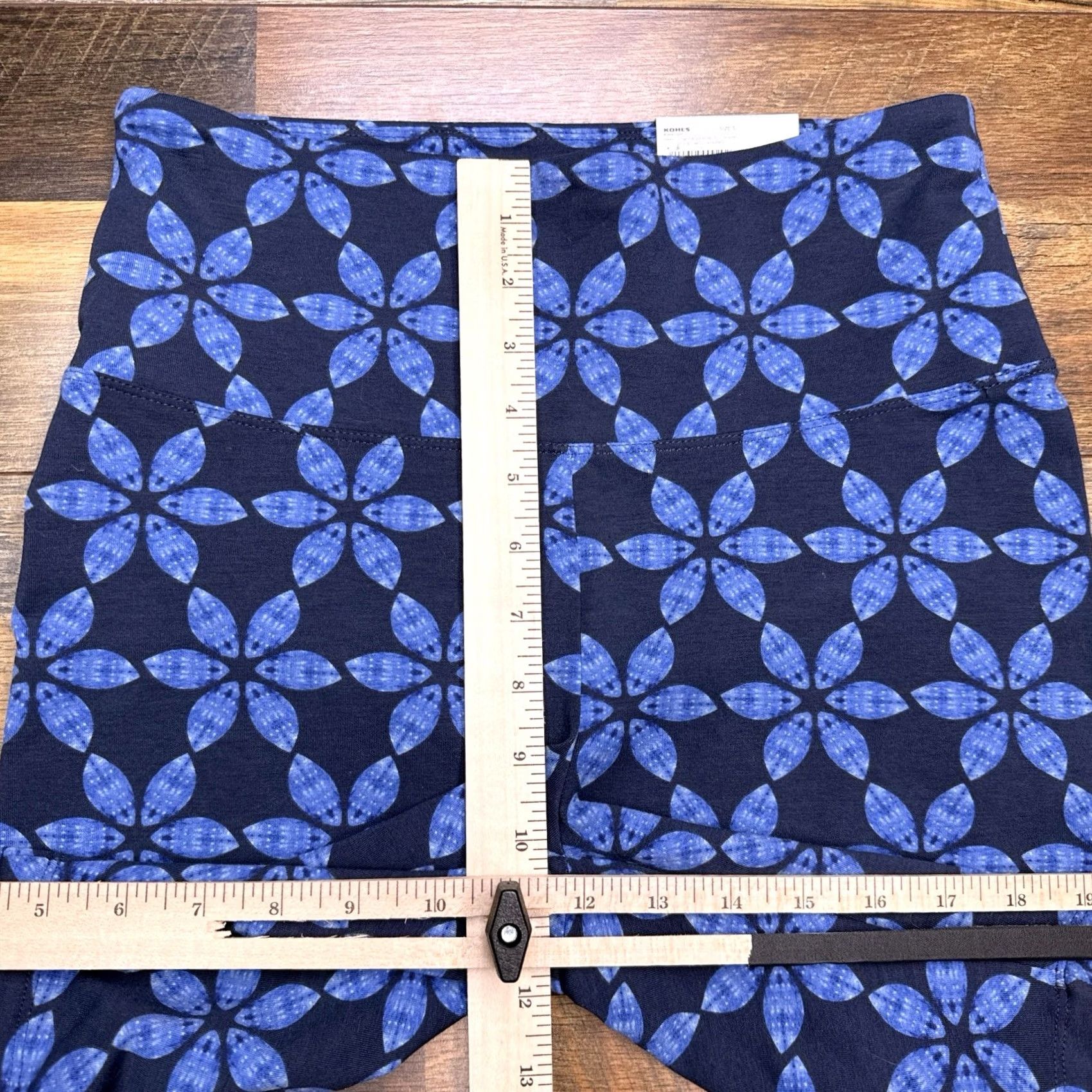 Vintage Sonoma Shorts Womens Small Blue Floral Pull On Knit Cotton Blend Logo Inseam 7.5in Slim Casual Summer Spring Fall Size 28" / US 6 / IT 42 - 7 Thumbnail