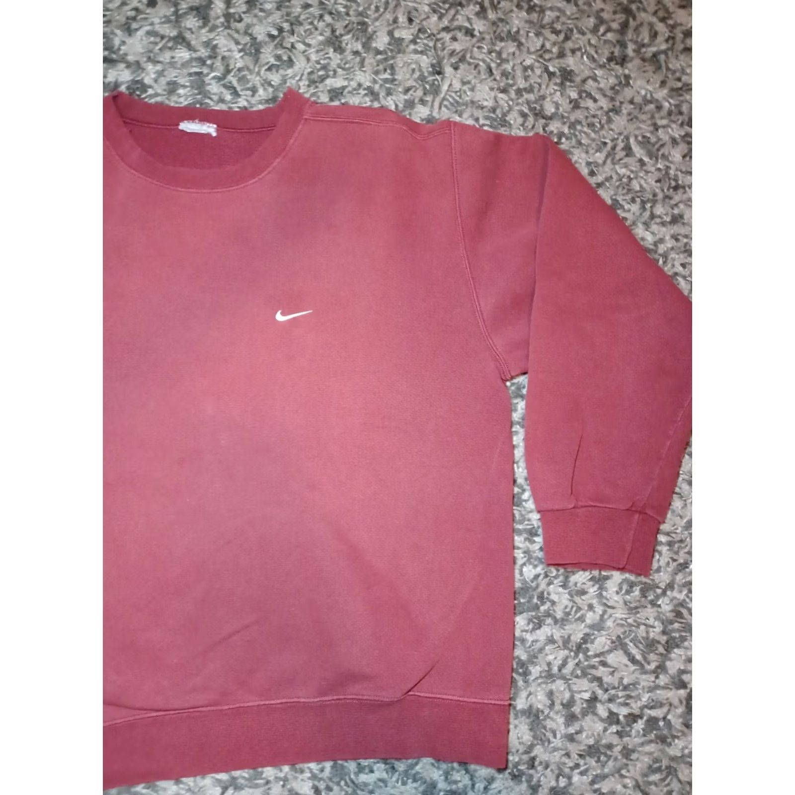 Nike VINTAGE Nike Shirt Mens 2XL Red Essential Swoosh Crewneck Sweatshirt Burgundy Maroon Men Size US XXL / EU 58 / 5 - 2 Thumbnail