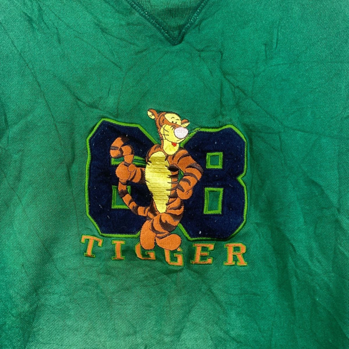 Disney Vintage TIGGER DISNEY STORE Crewneck Pullover Sweatshirt Size US L / EU 52-54 / 3 - 5 Thumbnail