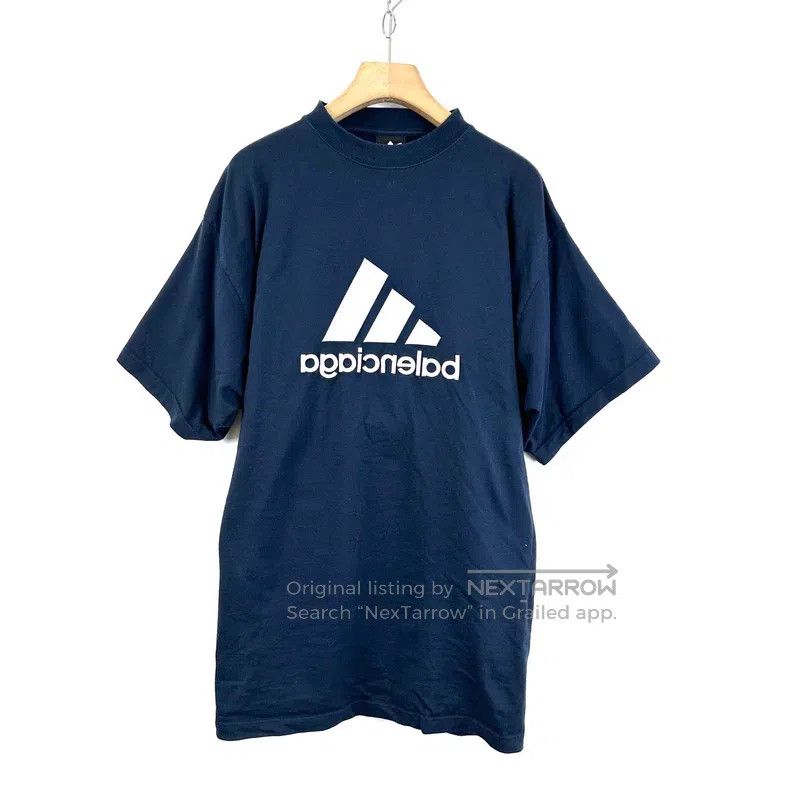 Balenciaga Balenciaga Navy Blue Chest Embroidered Logo Reversible Sho Size US M / EU 48-50 / 2 - 3 Thumbnail