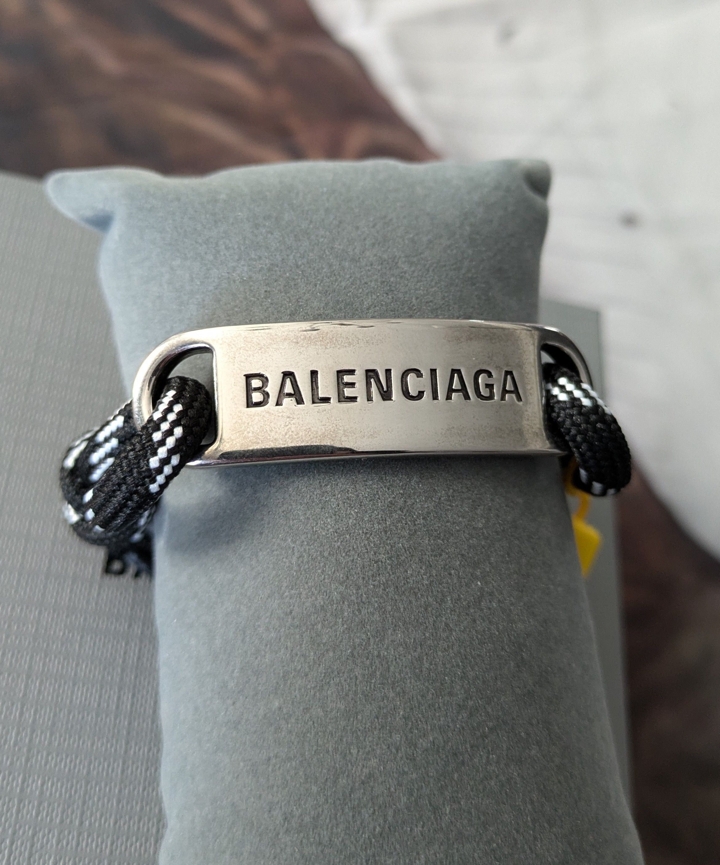Balenciaga Plate Bracelet Size ONE SIZE - 3 Thumbnail