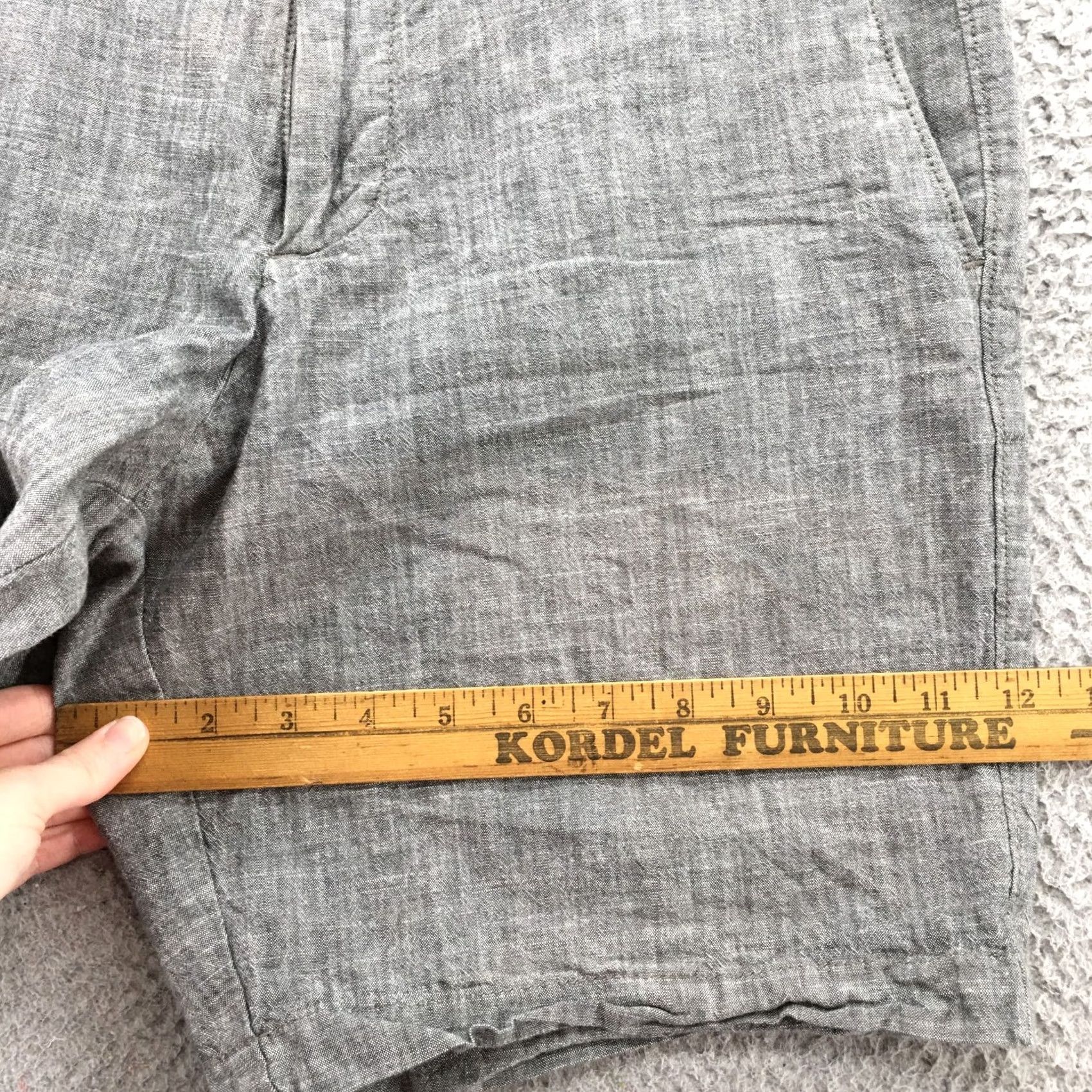 Banana Republic Banana Republic Chino Shorts Mens 30 Gray Cotton Hi-Rise Zip Fly Size US 30 / EU 46 - 7 Thumbnail