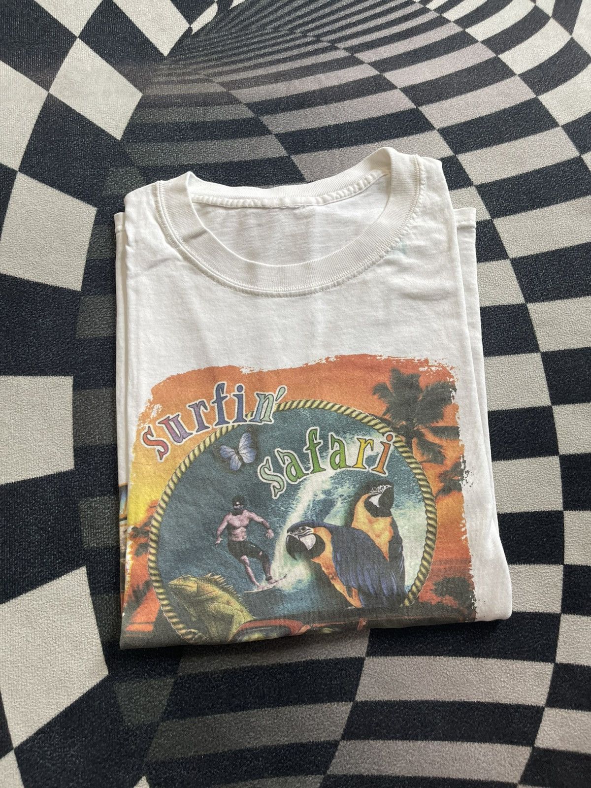 Band Tees Vintage 2001 The Beach Boys Surfin’ Safari Tour T-Shir Size US XL / EU 56 / 4 - 1 Thumbnail