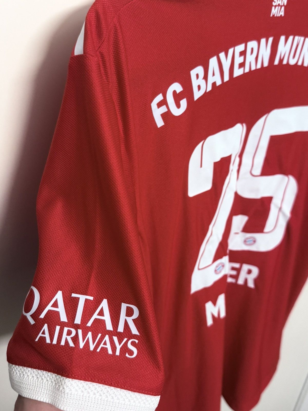 Adidas Authentic Bayern Munich Jersey Kit Size US L / EU 52-54 / 3 - 4 Thumbnail