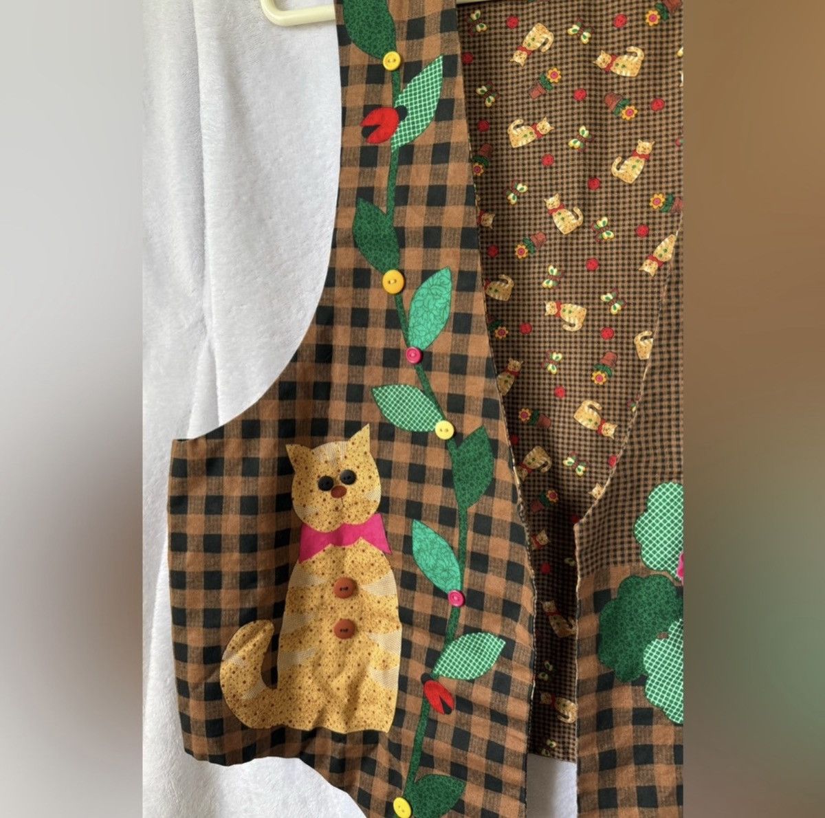 Vintage Handmade Large Brown Reversible Cat Floral Gingham Vest Size L / US 10 / IT 46 - 2 Thumbnail
