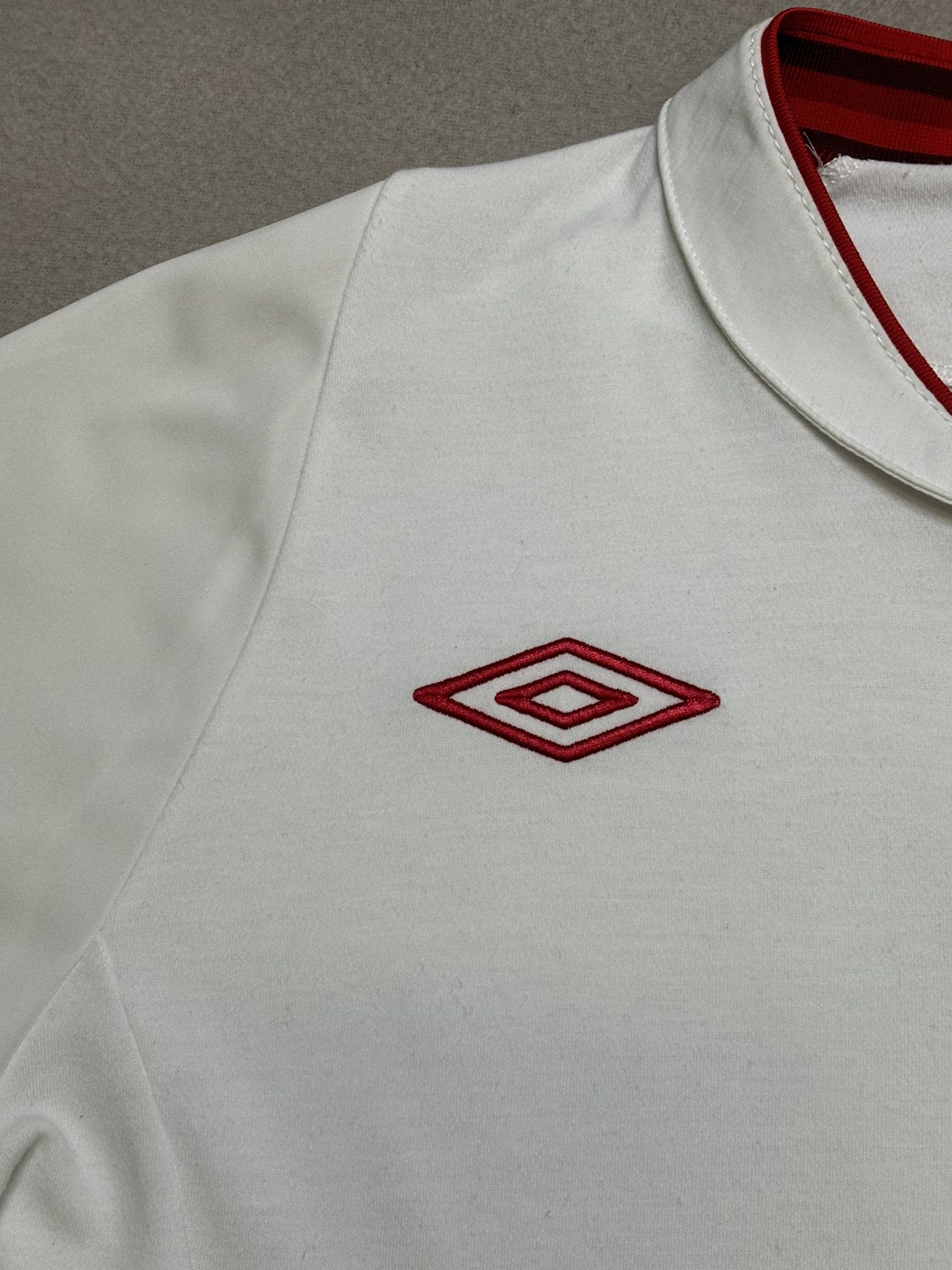 Umbro England 2012 #7 Umbro Football Jersey Size M/L Size US L / EU 52-54 / 3 - 7 Thumbnail