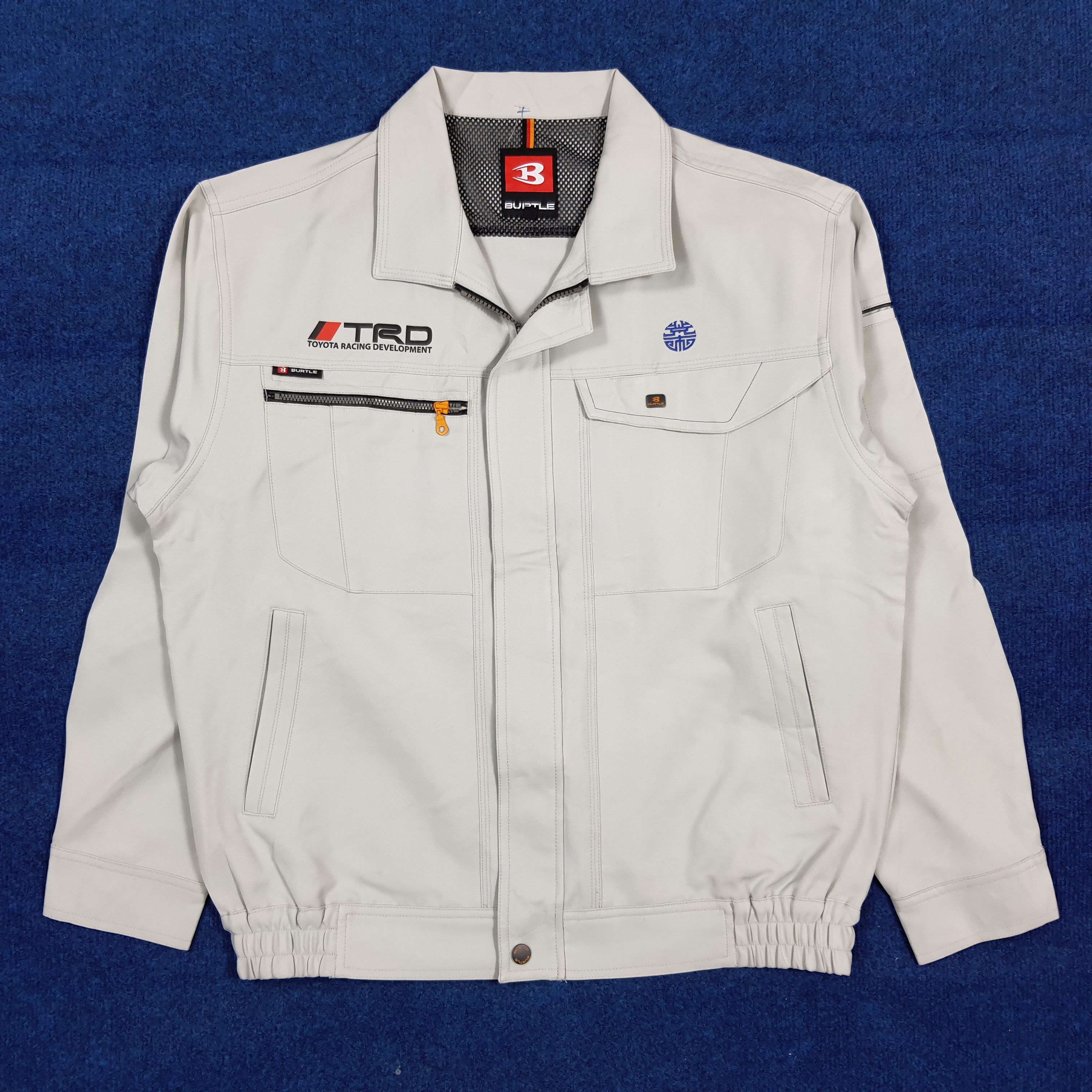 Japanese Brand Vintage TRD Toyota Motor Sports Custom Logo Jacket C304N13 Size US L / EU 52-54 / 3 - 3 Thumbnail