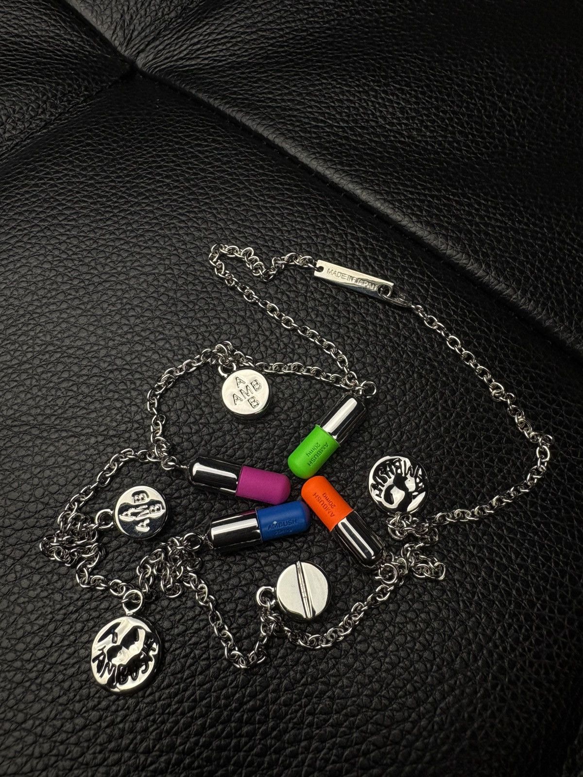 Ambush Design Ambush multi pill charm necklace silver multicolour Size ONE SIZE - 5 Thumbnail