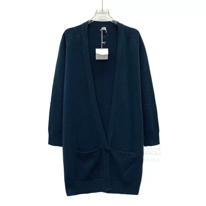 Hermes Hermes Navy cashmere V-neck single-button long-sleeve knit Size M / US 6-8 / IT 42-44 - 1 Thumbnail