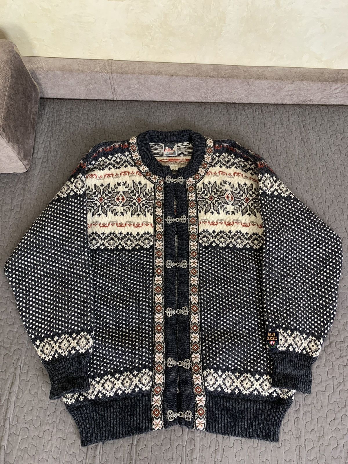Dale Men's Norwegian Cardigan Dale Of Norway Cardigan Sweater 