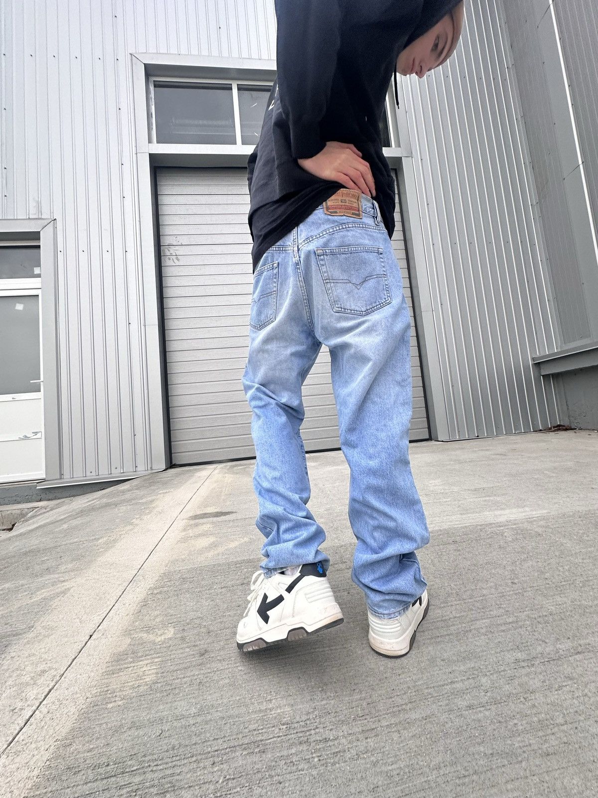 Diesel × Vintage Vintage Diesel jeans stacked jeans Size US 34 / EU 50 - 2 Thumbnail