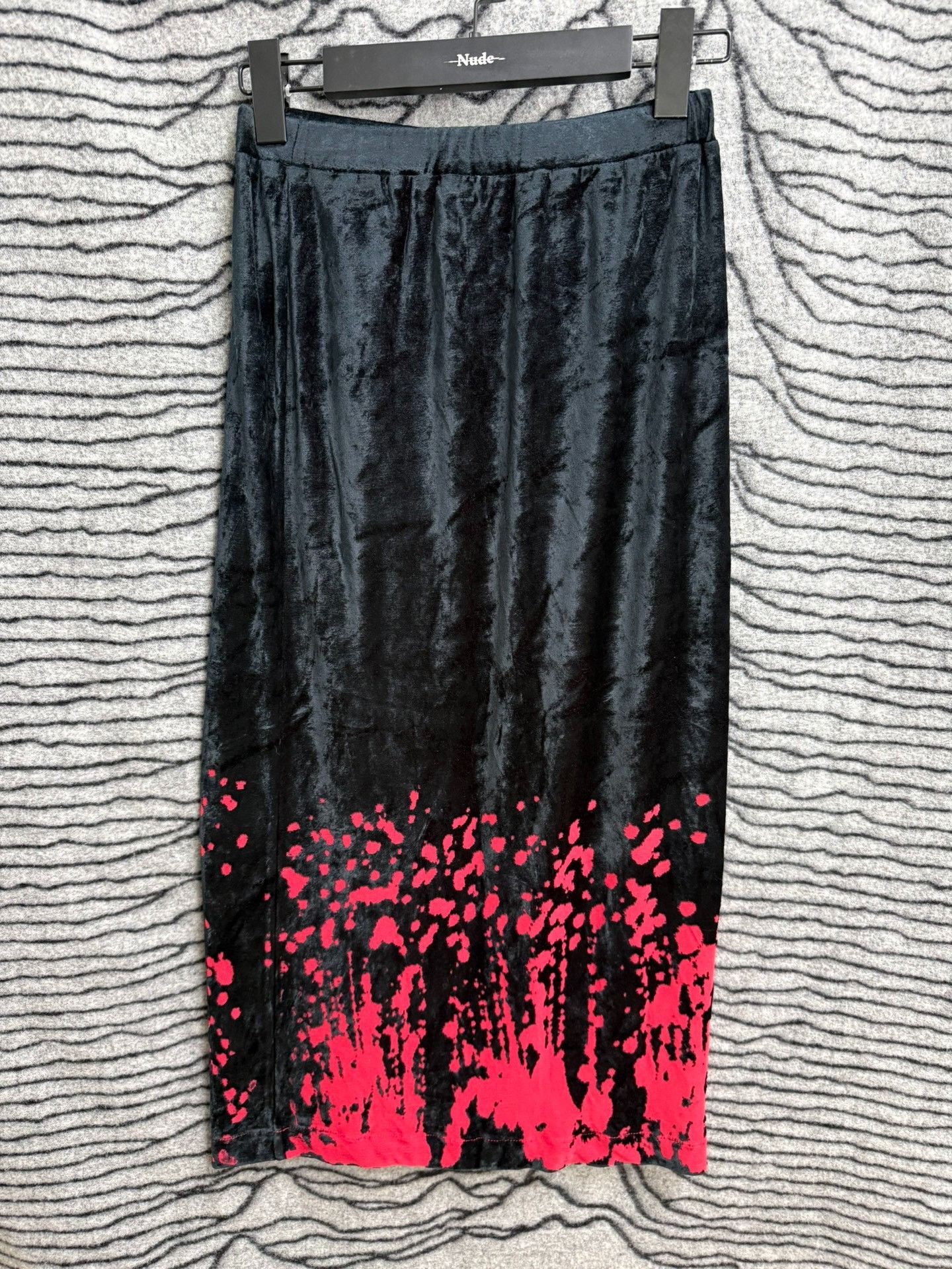 Comme des Garcons Comme des Garçons 90s Velvet Bloodstain Dress Size 26" / US 2 / IT 38 - 1 Thumbnail