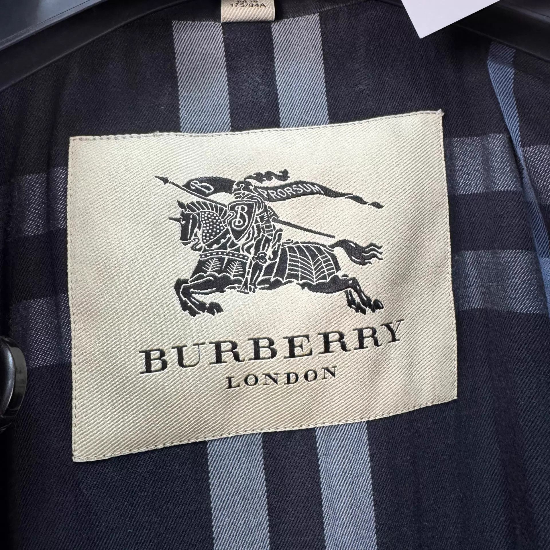 Burberry Burberry Double-Breasted Check Lined Trench UK8 9/10 Size S / US 4 / IT 40 - 6 Thumbnail