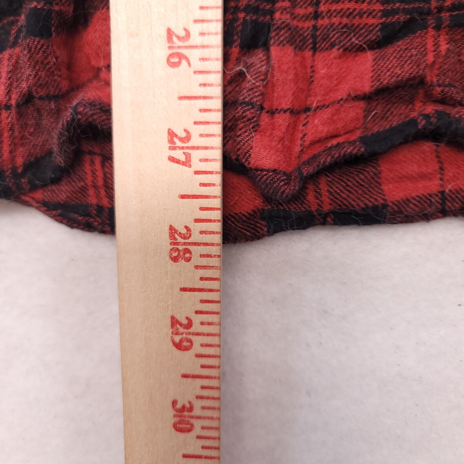 Mossimo Mossimo Tartan Flannel Button Up Shirt Mens Size M Red Black Size US M / EU 48-50 / 2 - 7 Thumbnail