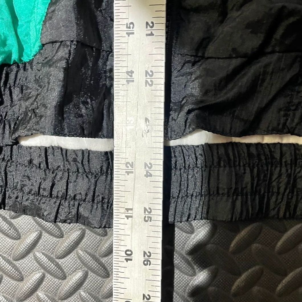 Vintage VINTAGE WindBreaker Jacket 2P 2B Active Track Black Geometric Full Zip Women, Petite Size XS / US 0-2 / IT 36-38 - 5 Thumbnail