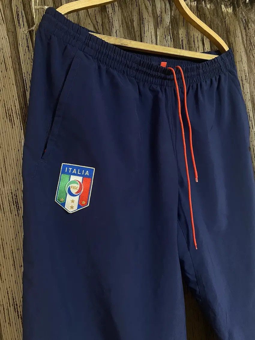 Puma × Vintage Vintage Puma Soccer Navy Pants Italy Baggy Track Bottoms Size US 36 / EU 52 - 9 Thumbnail
