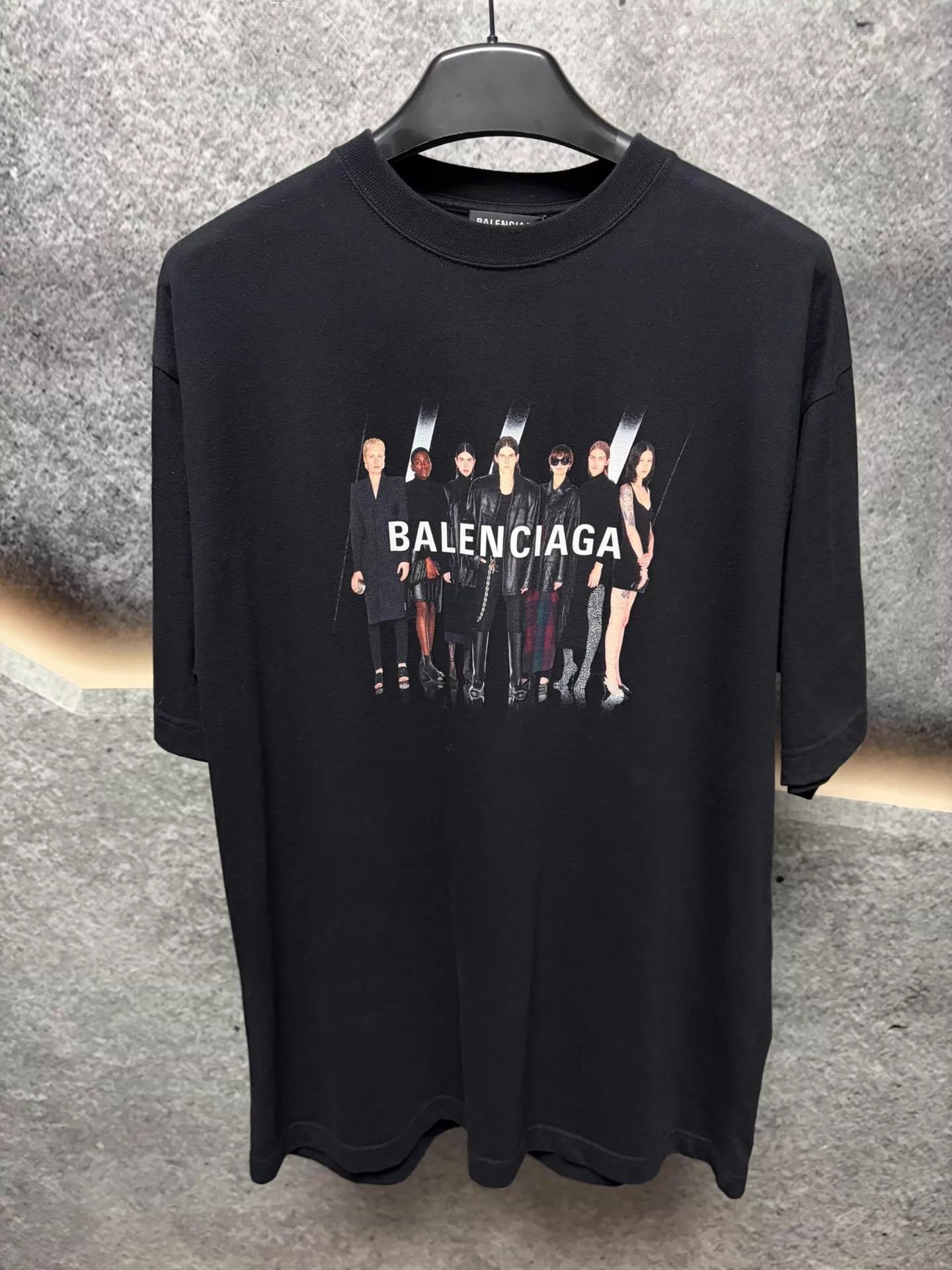 Balenciaga Black Graphic Short Sleeve Shirt Size US XS / EU 42 / 0 - 1 Thumbnail