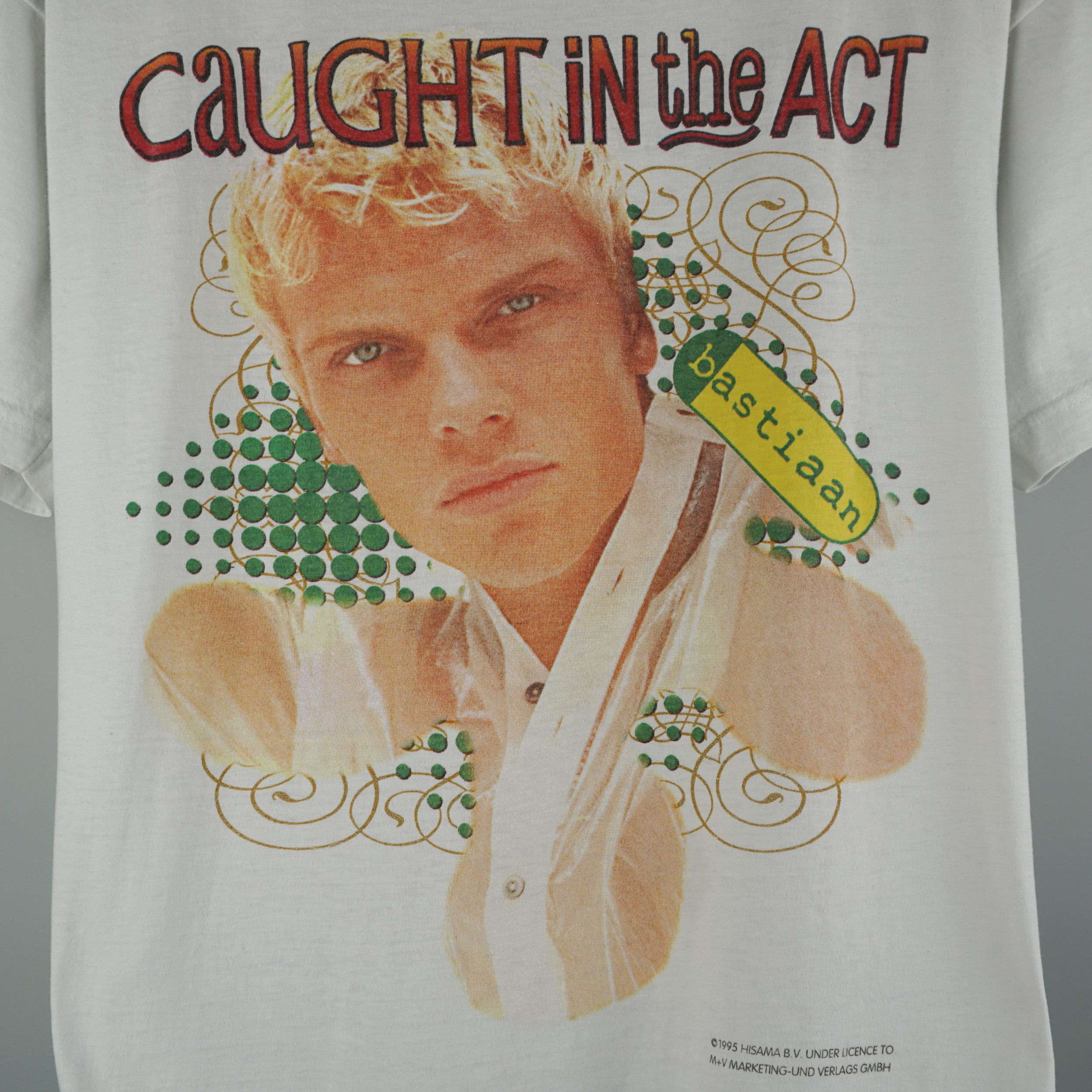 Band Tees × Vintage Vintage 1995 Caught In The Act T-Shirt Size US M / EU 48-50 / 2 - 2 Thumbnail